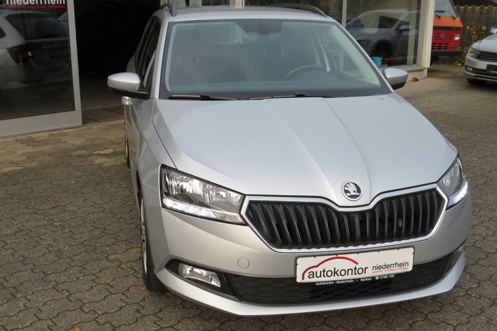 Fahrzeugabbildung SKODA Fabia Combi Ambition APP-CONNECT GRA PDC SITZH.1