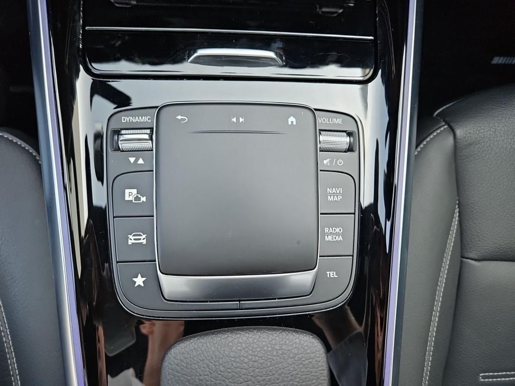 Fahrzeugabbildung Mercedes-Benz EQA 250 AMG Leder ACC Keyless LED Kamera Sound