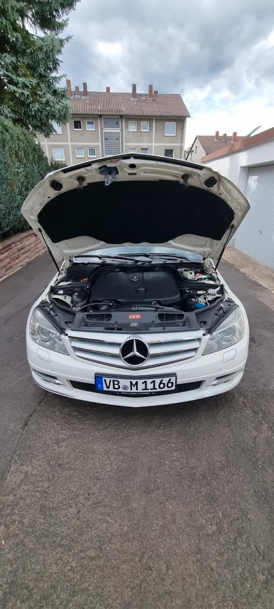 Mercedes-Benz C250 2010 — rear view