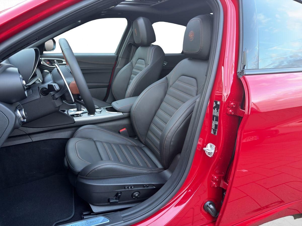 Alfa Romeo Giulia - Bild 12