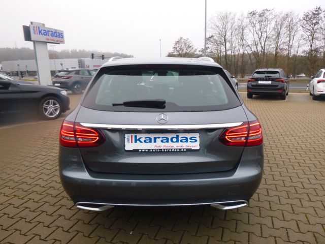 Fahrzeugabbildung Mercedes-Benz C 220d T-Modell Avantgarde>AUT/MATRIX/ACC/NAV<