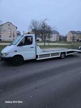 Mercedes-Benz eSprinter - weiße Mercedes-Benz eSprinter