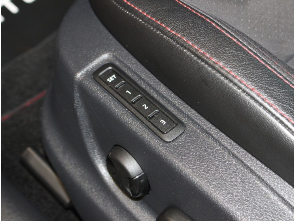 Fahrzeugabbildung SKODA Octavia 2.0 TSI RS 245 1.Hand*Standheizung