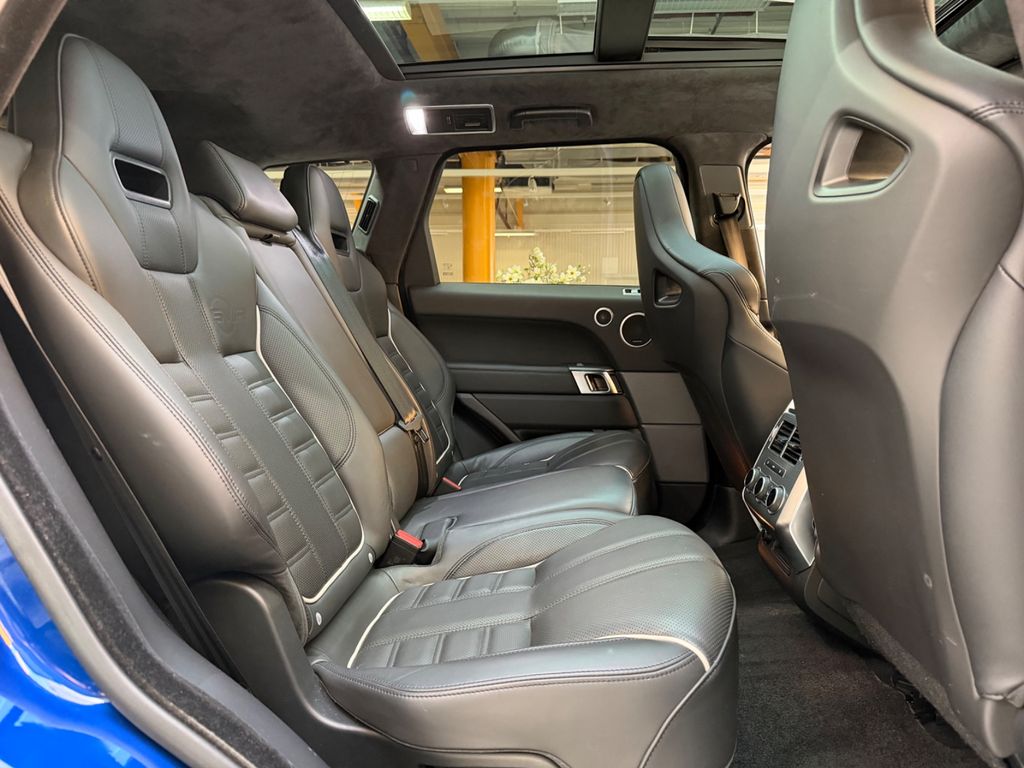 LAND ROVER Range Rover Sport 5.0 V8 SVR|ACC|AHK|Bi-Xenon LAND ROVER Range Rover Sport 5.0 V8 SVR|ACC|AHK|Bi-Xenon