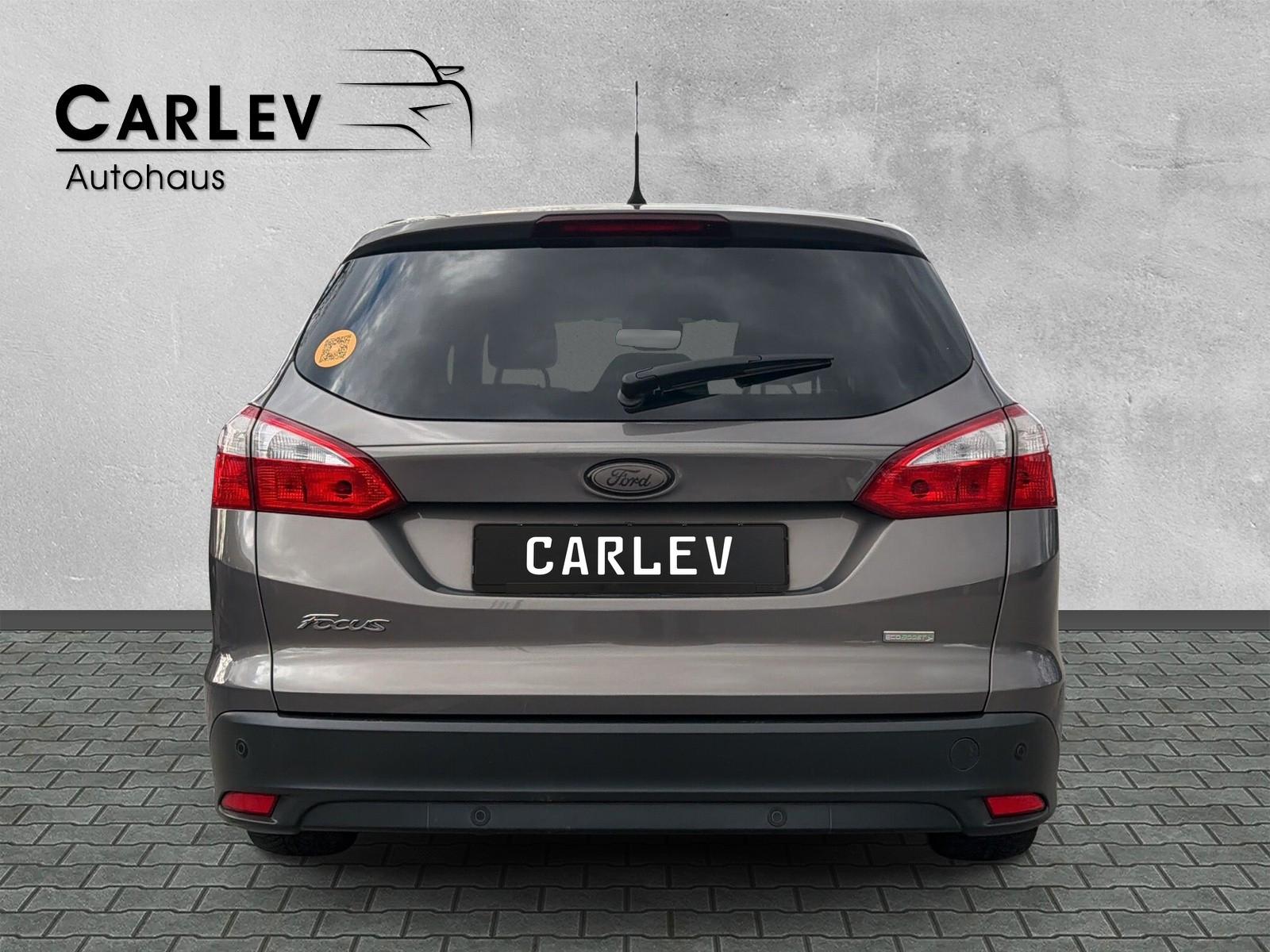 Ford Focus 2014 — photo 6