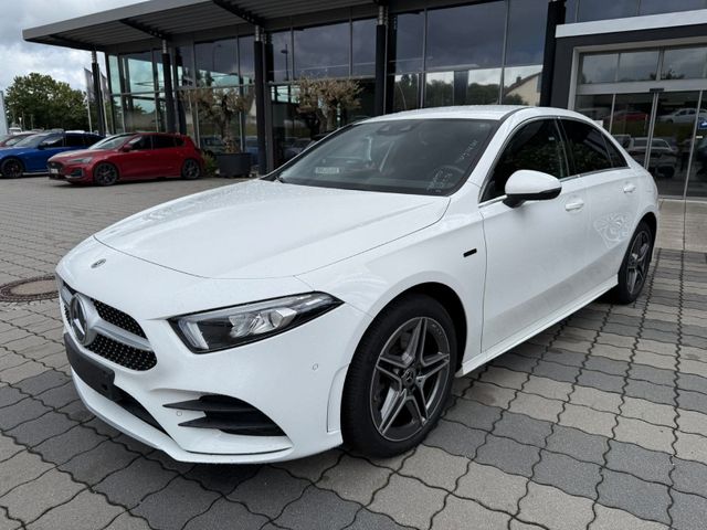 MERCEDES-BENZ A 250 e Lim. AMG Line 8-FACH+MBUX+KAMERA