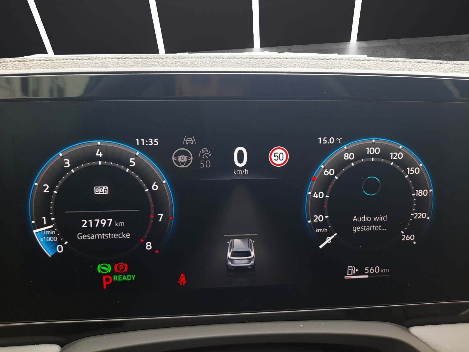 Fahrzeugabbildung Volkswagen Passat Variant eTSI Business DSG LED AHK Navi AI