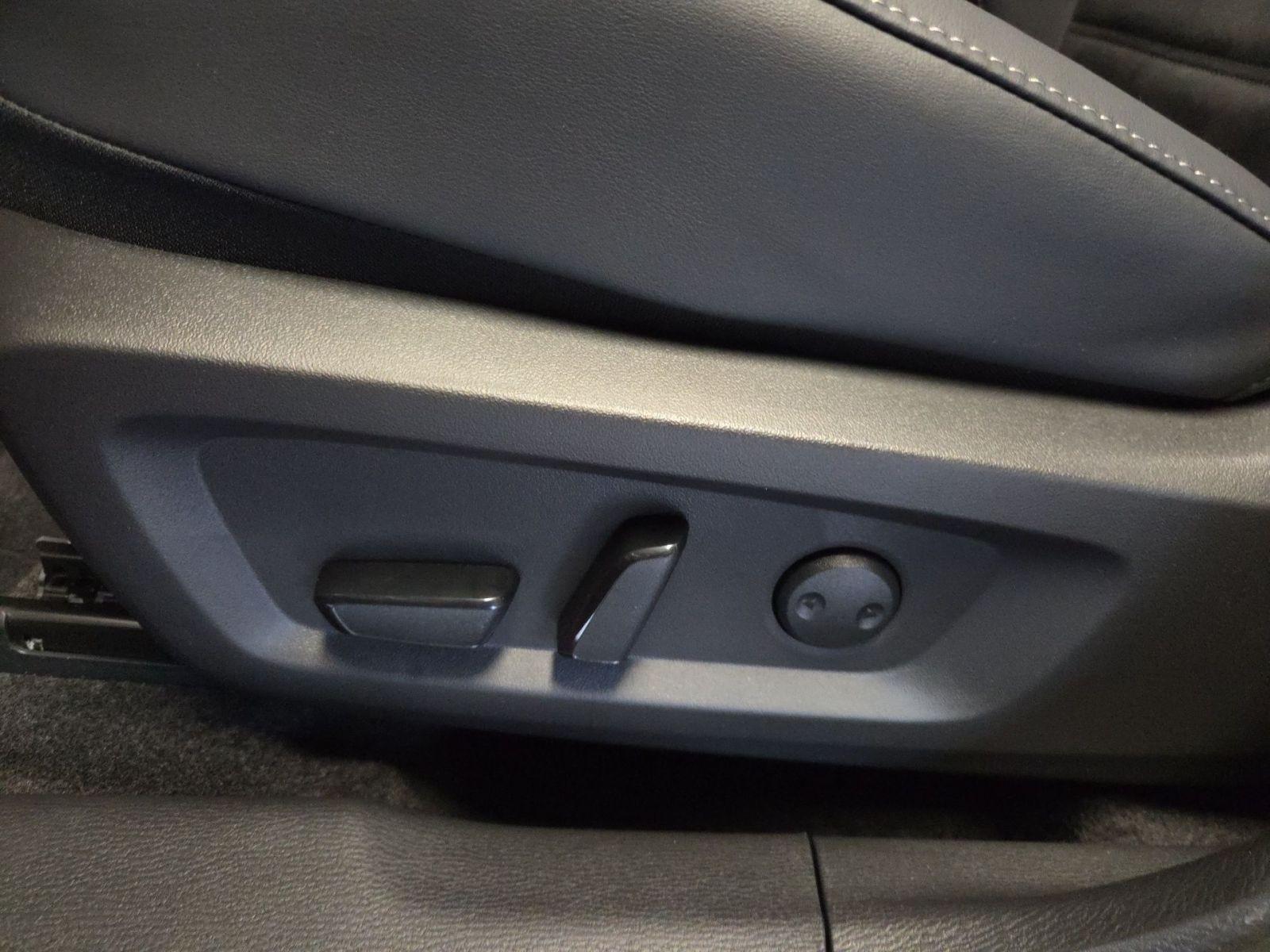Mitsubishi Outlander Plug-in Hybrid Intro Edition *AHK*NAVI