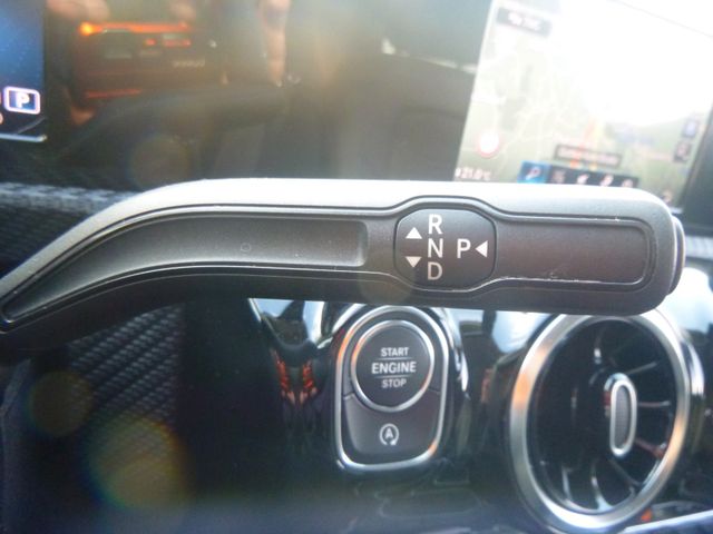 Fahrzeugabbildung Mercedes-Benz CLA 180 Shooting Brake >AUT/NAV/SHZ