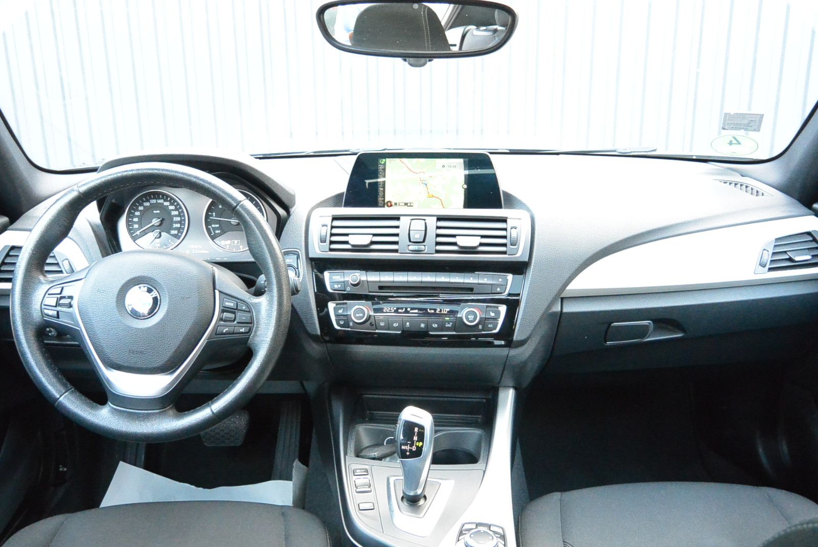 BMW 120 i Advantage Kamera Schiebedach LED HiFi foto 9