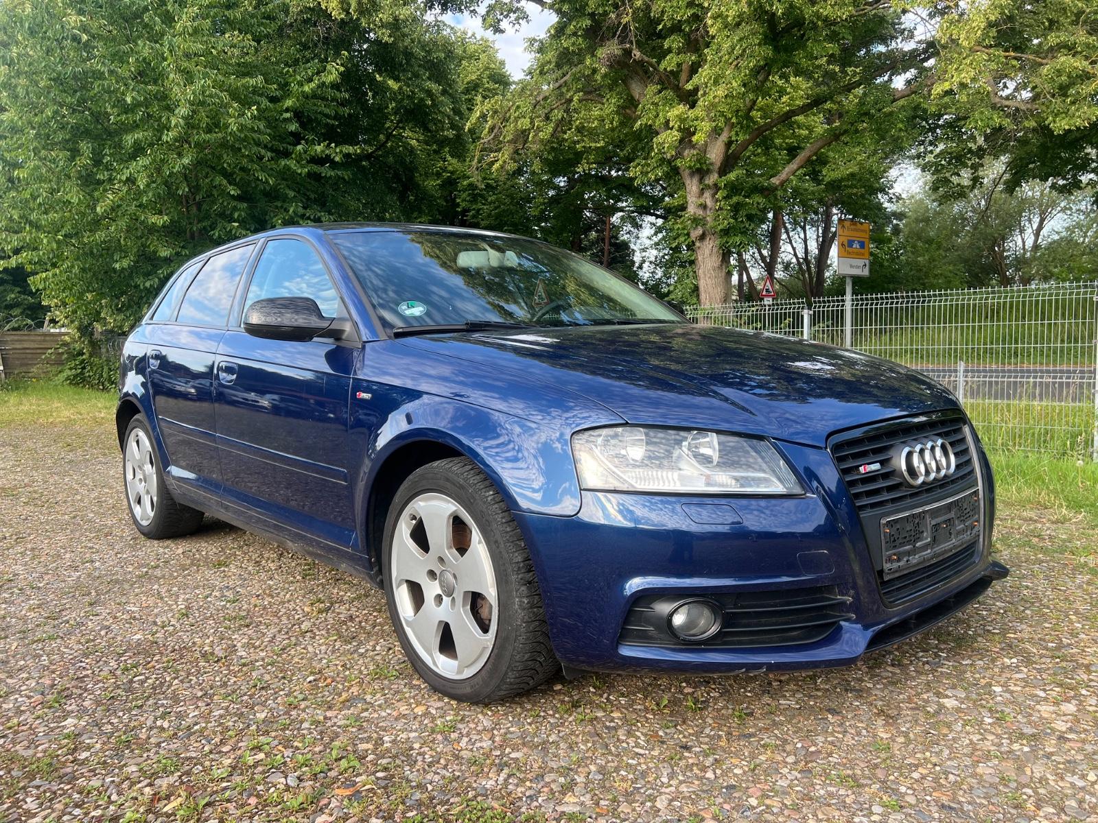 Audi A3 S-Line2.0/TÜV 9-2027/PDC/SHZ/KLIMAAUTO/TEMP/