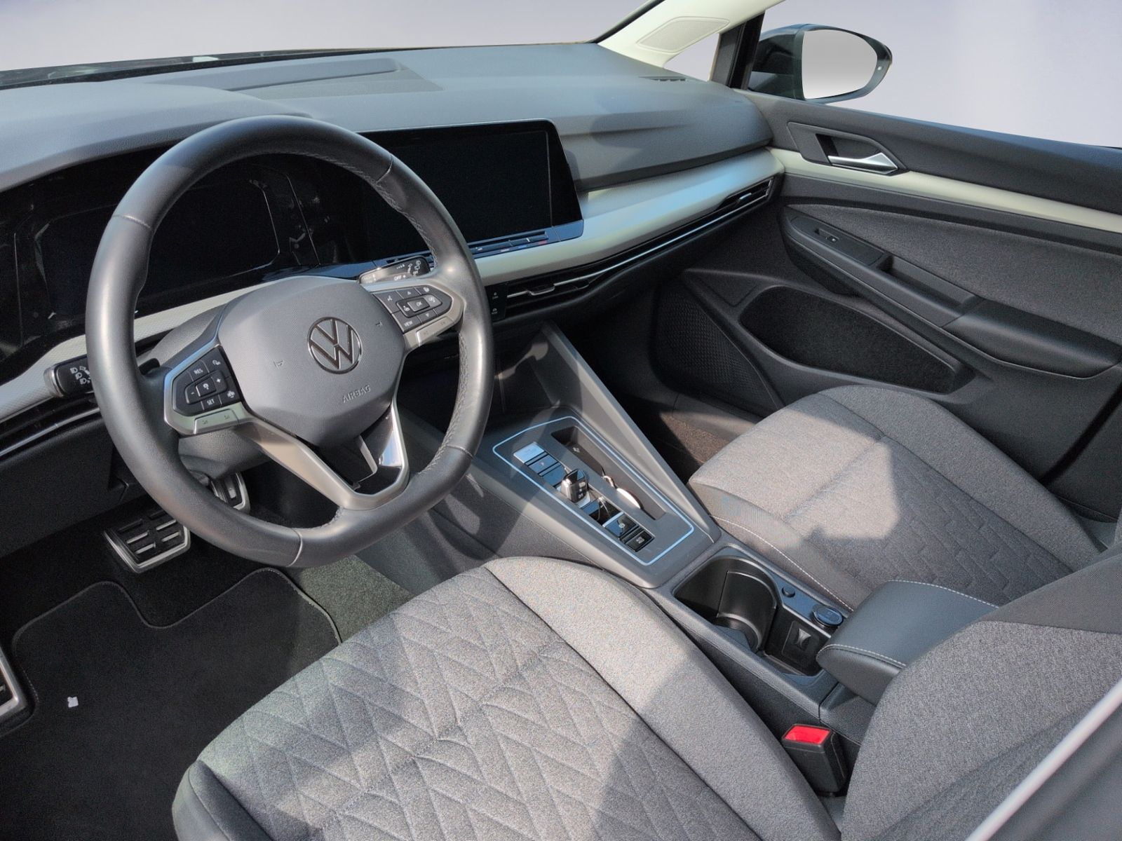 Golf VIII 2.0 TDI DSG Move LED+SHZ+NAVI