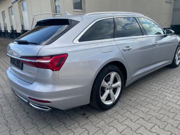 Audi A6 - 4