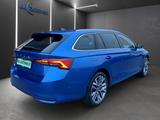 Skoda Octavia Combi TOUR 2.0 TDI DSG Navi,Kamera,Matri - Skoda Octavia: Automatik