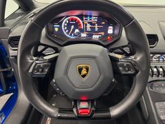 LAMBORGHINI Huracán LP610-4 Spyder*AD PERSONAM*KERAMIK*SENSO LAMBORGHINI Huracán LP610-4 Spyder*AD PERSONAM*KERAMIK*SENSO
