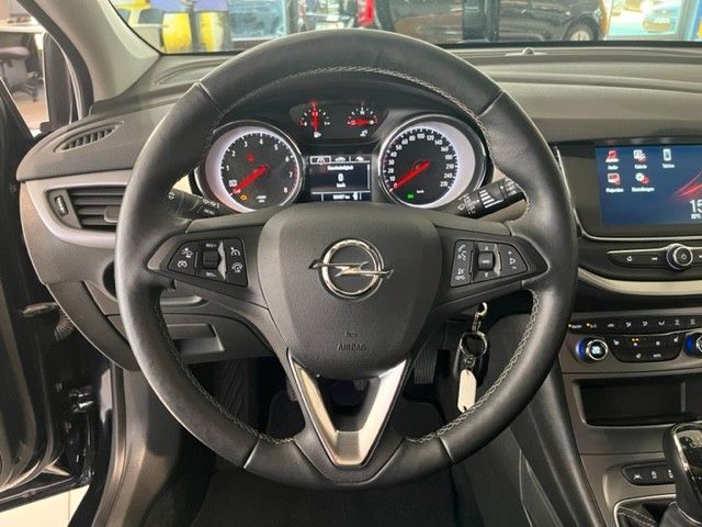 Fahrzeugabbildung Opel Astra Lim. 1.0 EDITION NAVI/PDC/WINTER/NEBEL/LED