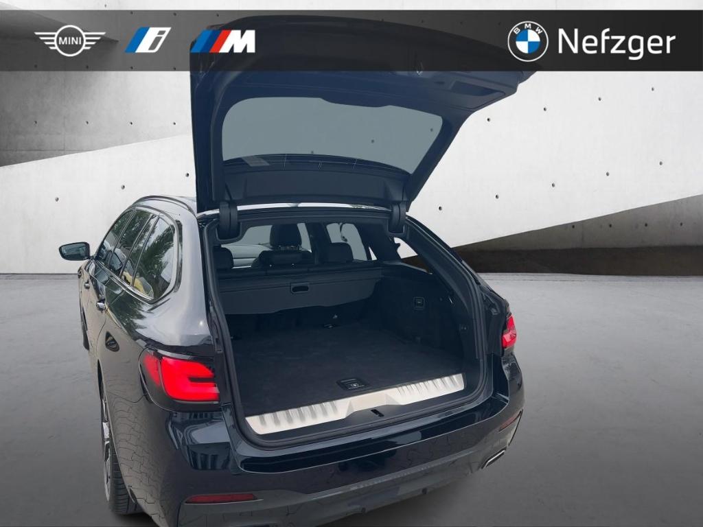 BMW 530 e xDrive Touring M-Sport HUD Pano H/K Laser