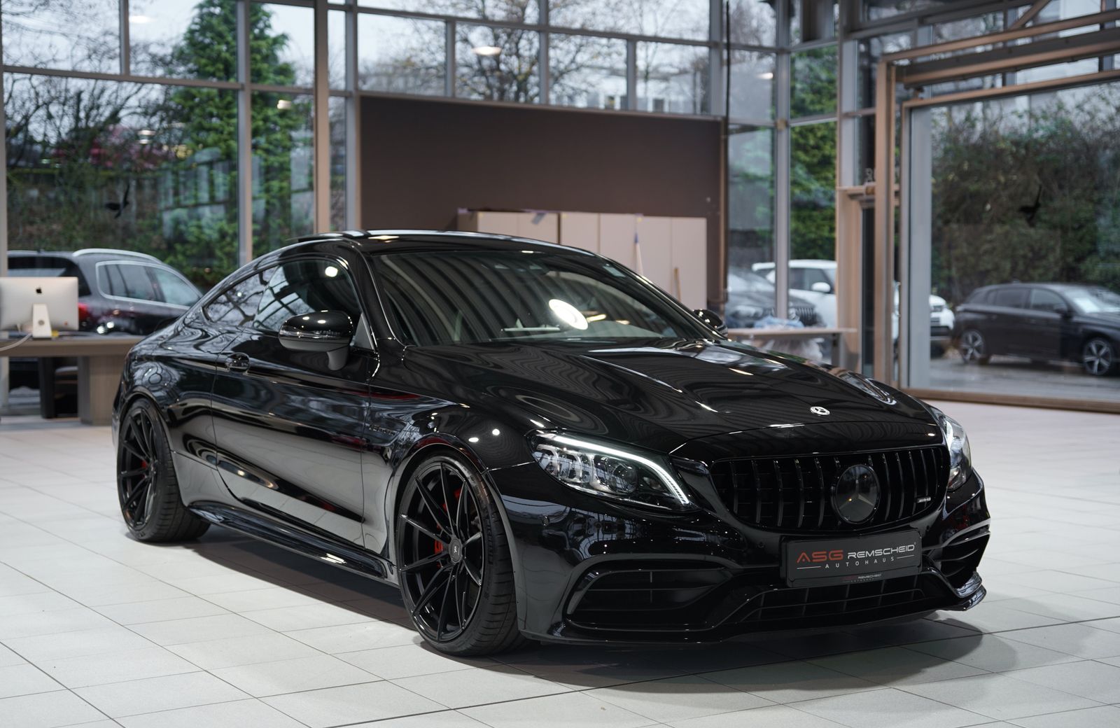 Mercedes Benz C 63 Amg