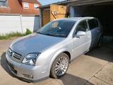 Opel Signum 2.2 direct - Opel Signum mit Benzin-Antrieb: Kombi, Automatik, 2.2