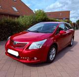Toyota Avensis / durchgängig Scheckheft be... - gebrauchte Toyota Avensis aus dem Jahr 2010