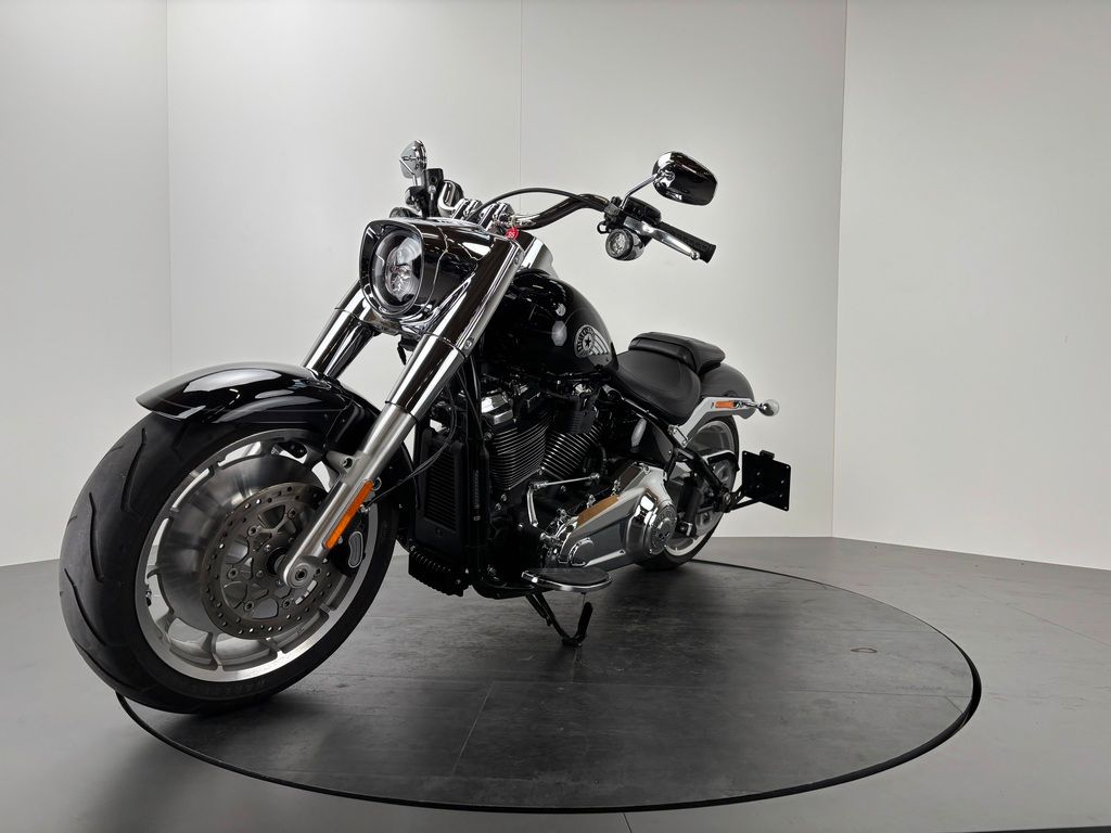 Fahrzeugabbildung Harley-Davidson FAT BOY 117 *JEKILL&HYDE *SEITL. KENNZEICHEN