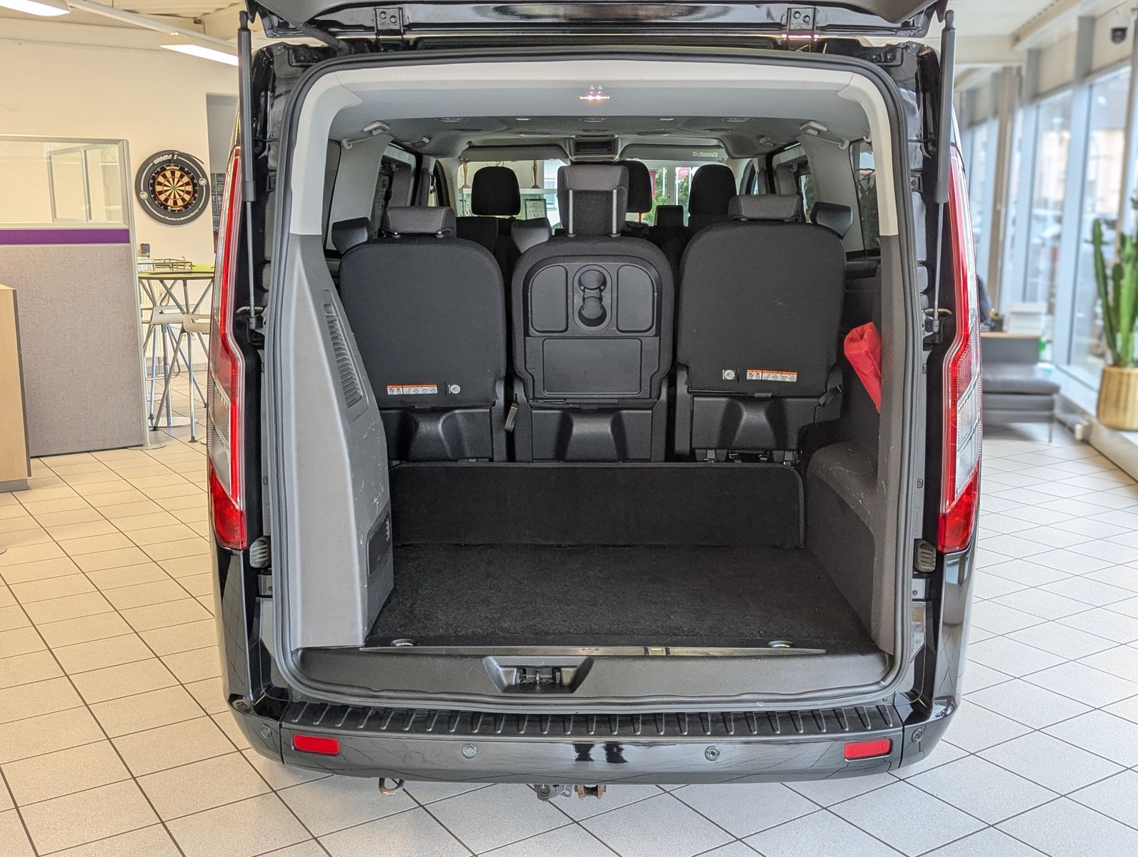 FORD Tourneo Custom 320 L2 Titan. 9-Sitze ACC Cam AHK - Image 15