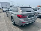 BMW 520d-Luxury Line-Soft-HarmKar-Leser-Autom.P.Asis - BMW 520 in Frankfurt (Main)