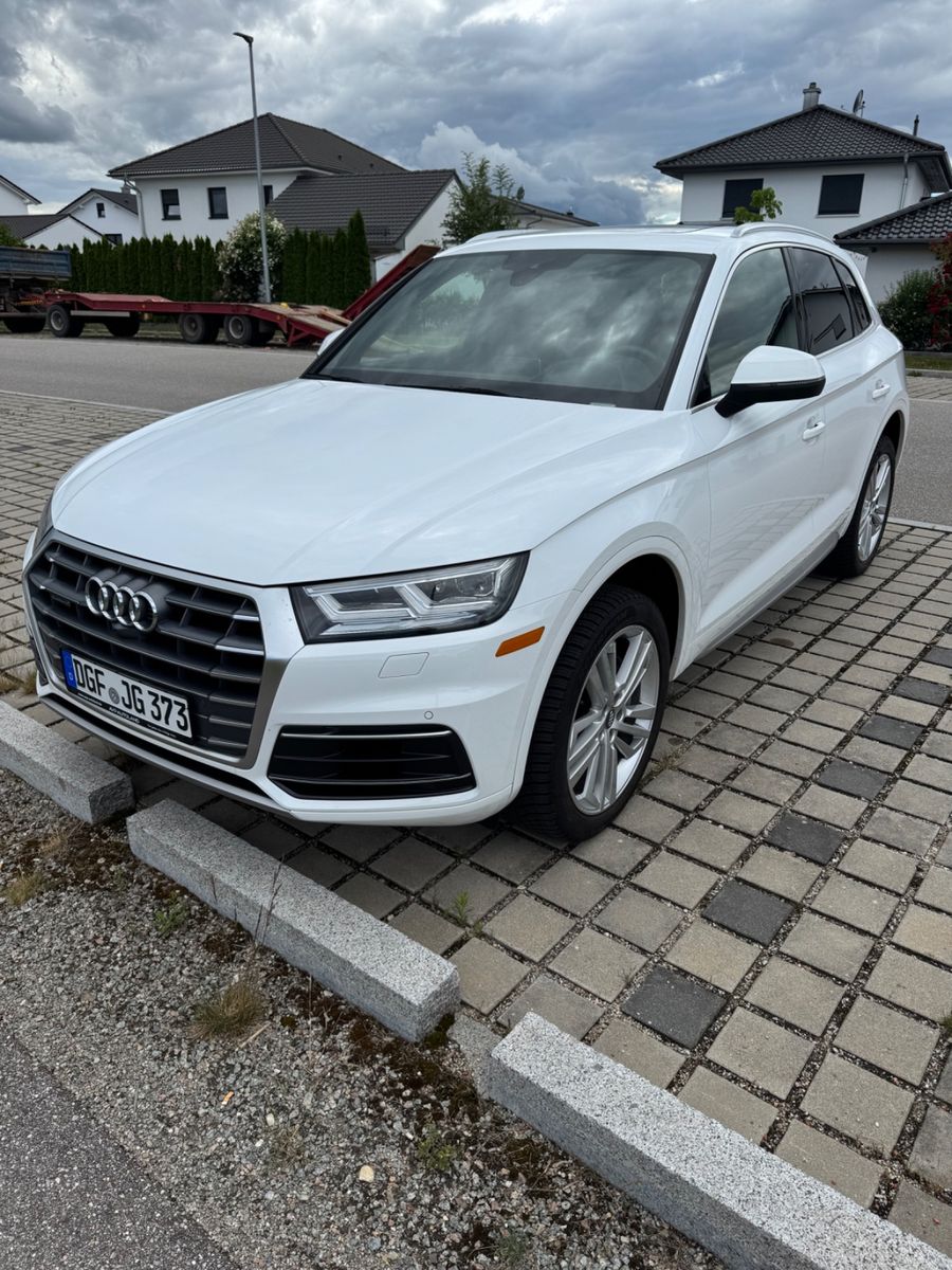 AUDI Q5 2.0 TFSI S tronic quattro design design