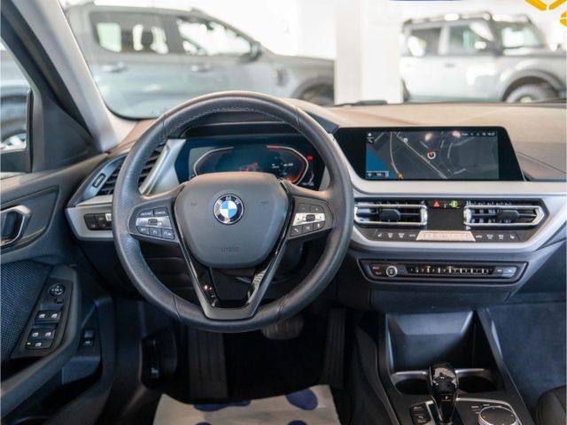 BMW 118 i Aut. Advantage Navi e-Heckkl. DigiCockpit  foto 13