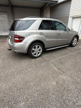 Mercedes-Benz ML 500/550 4MATIC -V8 Power & Luxus kombiniert - : Geländewagen, Luxus