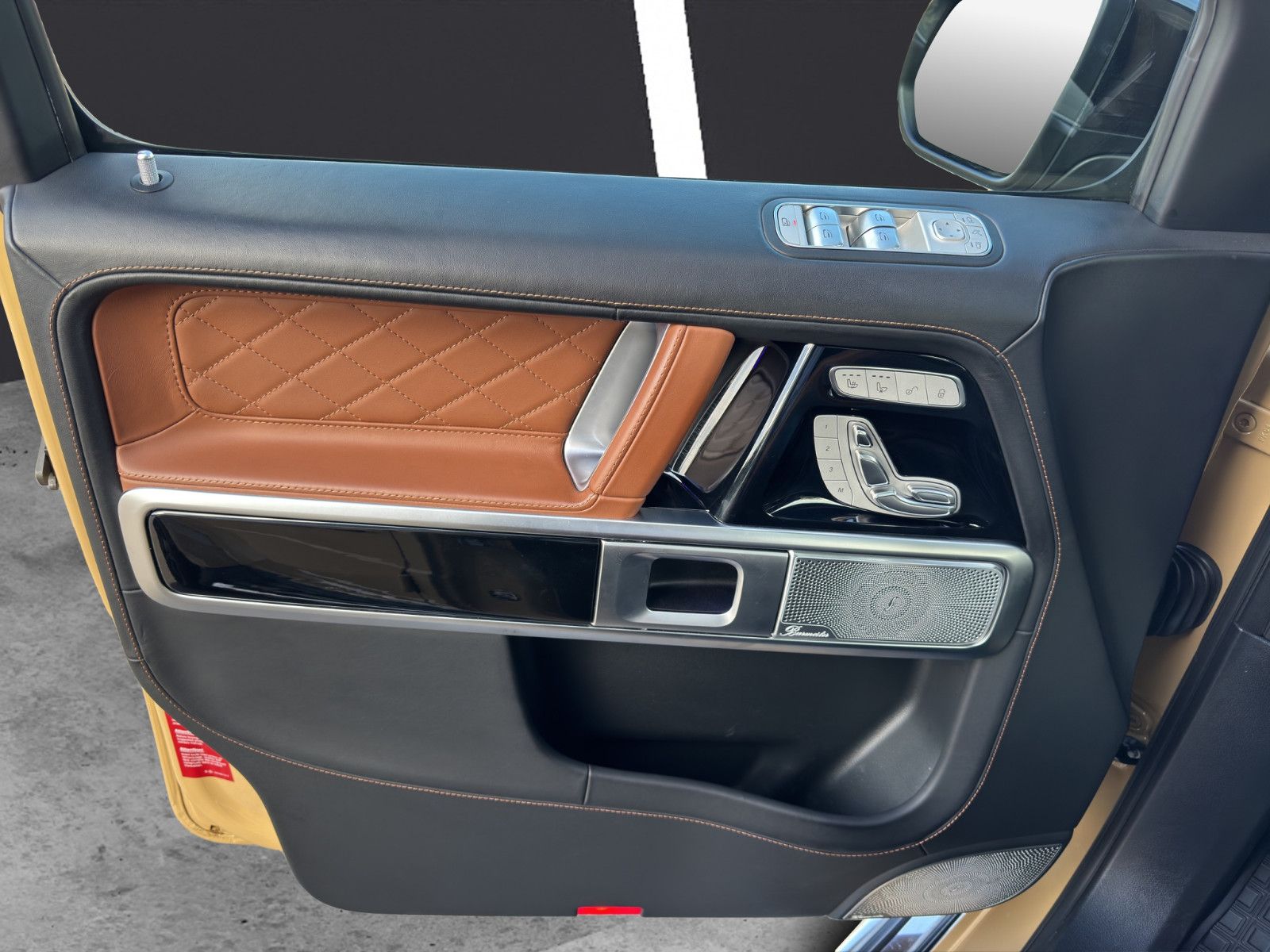 Fahrzeugabbildung Mercedes-Benz G 63 AMG/Garantie/Sdhz/Drivers/Sonderlack/AHK/