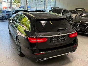 Mercedes E 220 - 5