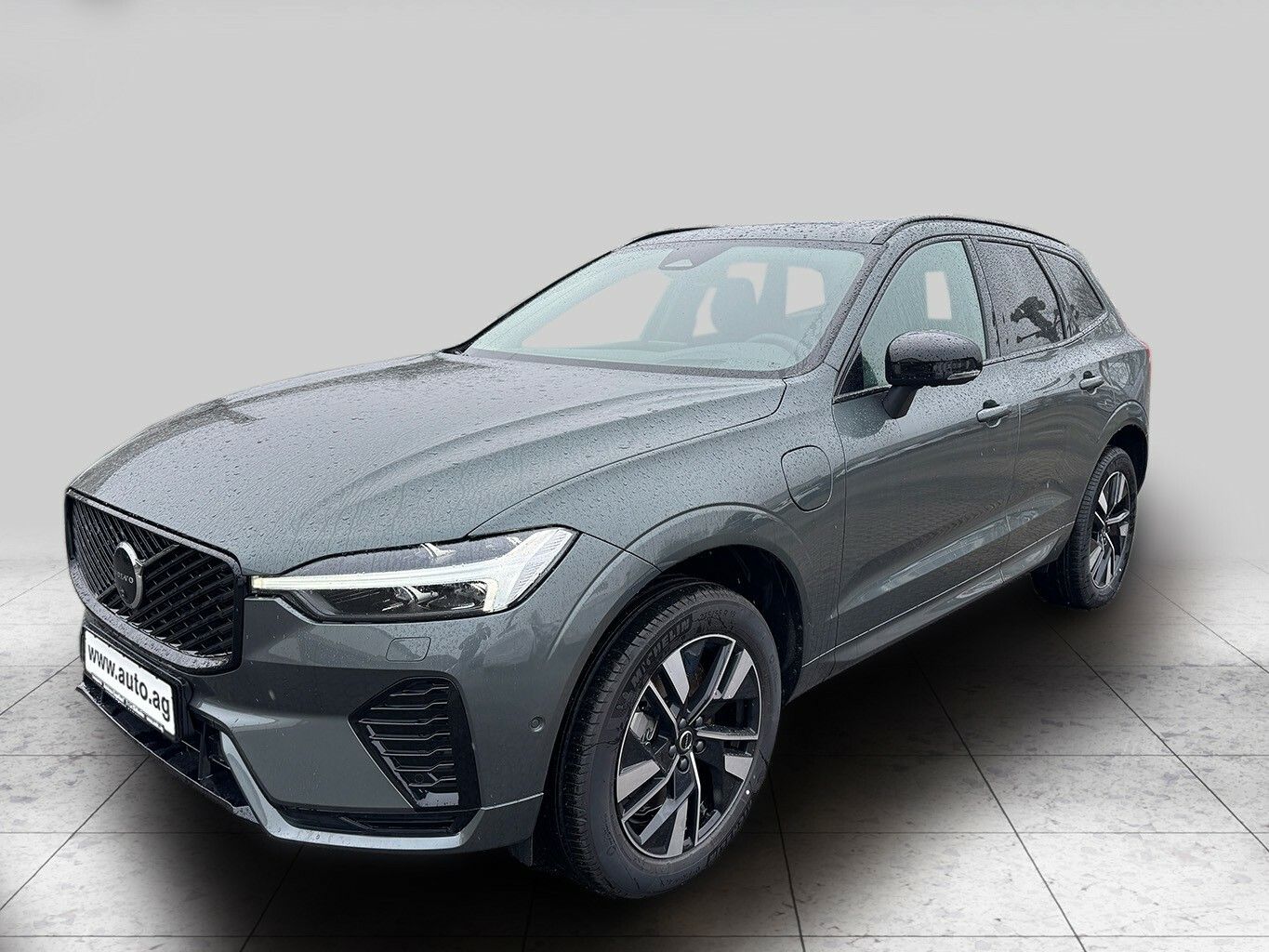 Volvo XC60 T6 PLUS DARK LAGOM AHK imagem 2