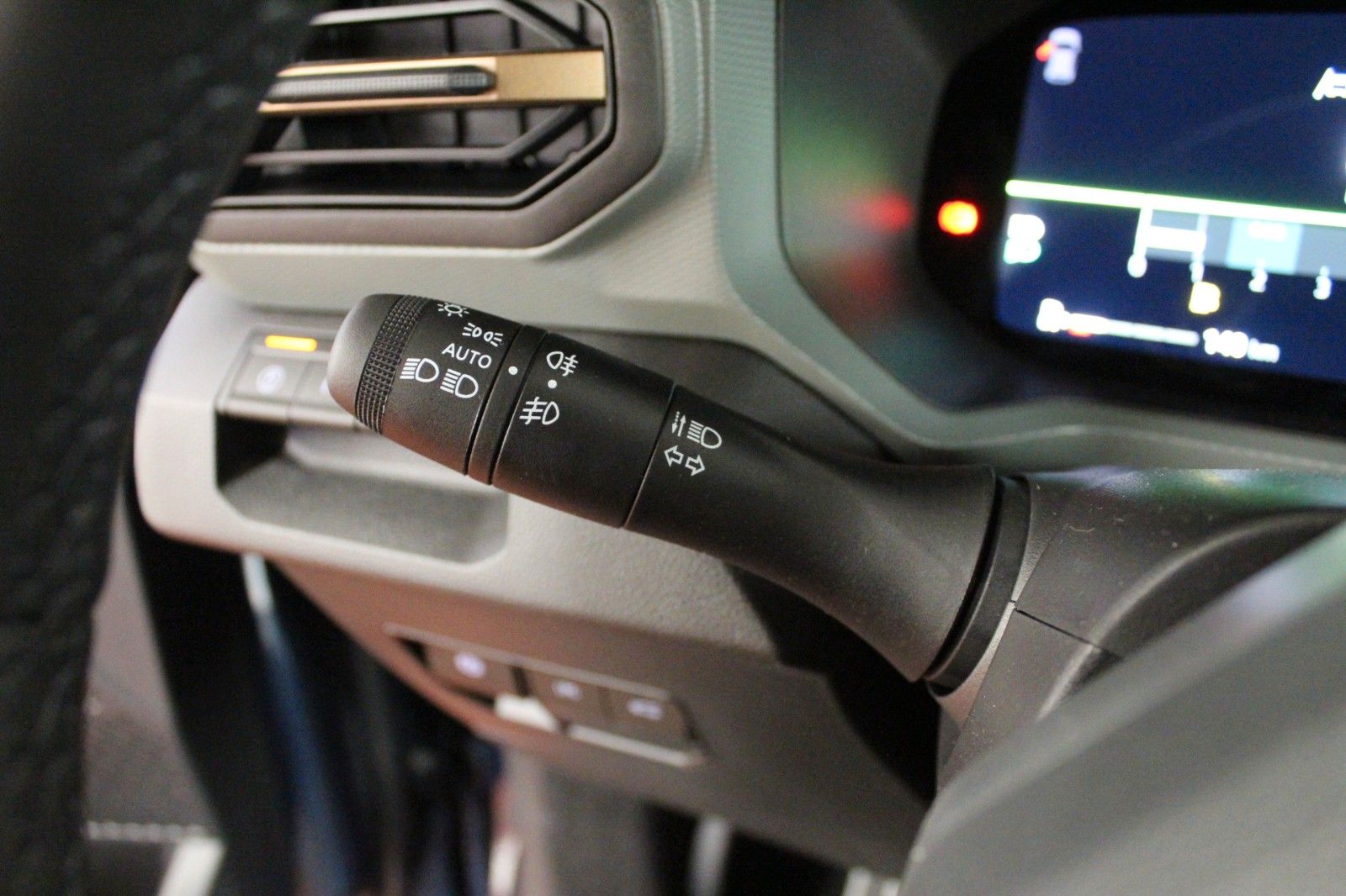 Fahrzeugabbildung Dacia Bigster mild hybrid-G 140 Extreme *Winter-Paket*