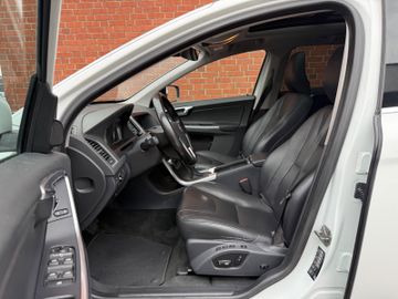 Volvo XC60 - 11