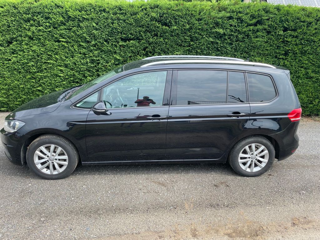 Image of Volkswagen Touran