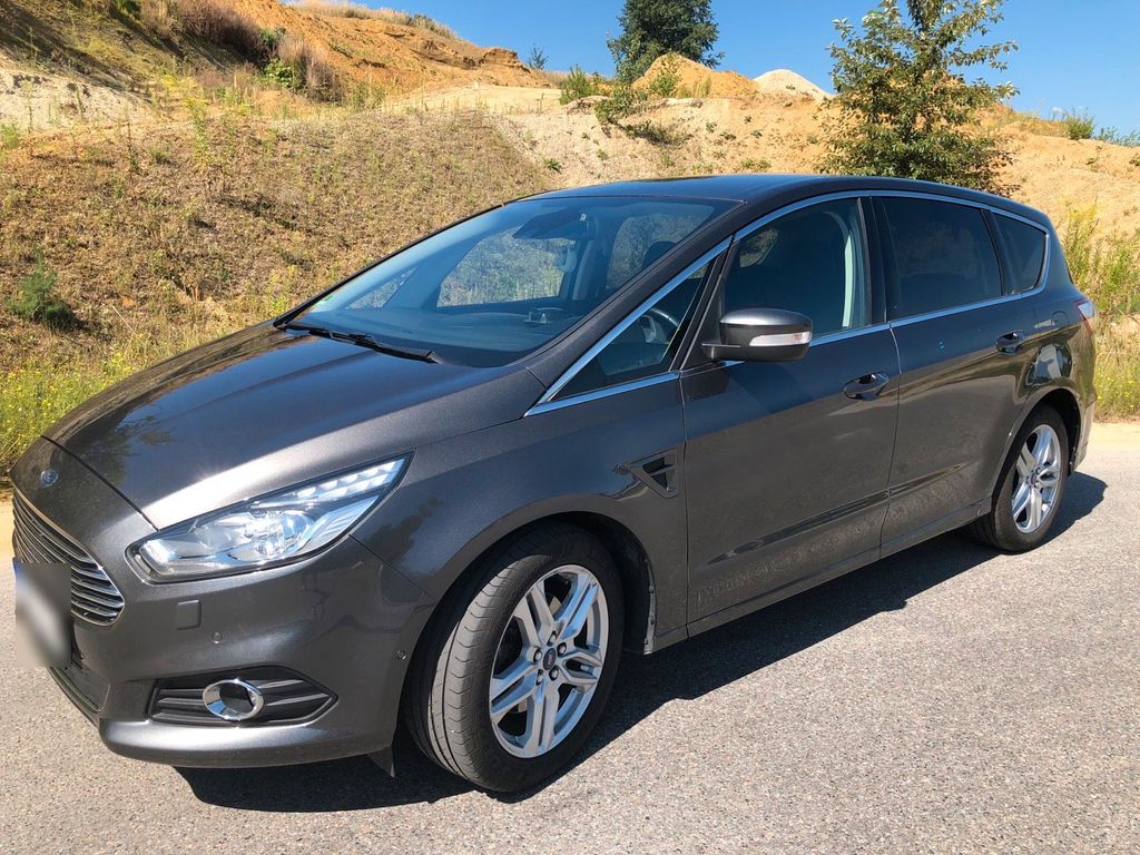 Image of Ford S-Max