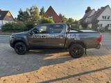 Toyota Hilux 2.8 Schalter Invincible sofort*Bügel+Rollo - Toyota Hilux: Pickup