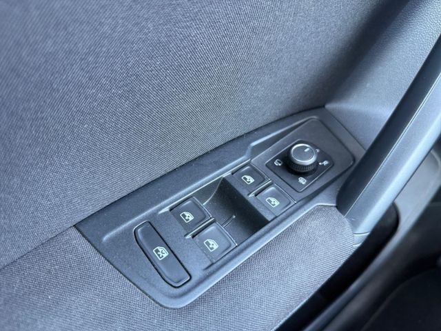 Tiguan IQ.DRIVE 1.5 TSI AHK-klappbar Navi Apple 