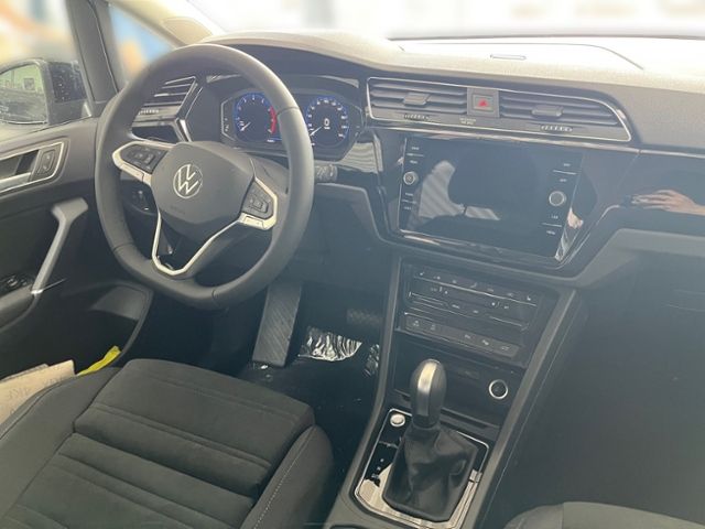 Fahrzeugabbildung Volkswagen Touran 1.5 TSI DSG HIGHLINE AHK BLACK STYLE FSH