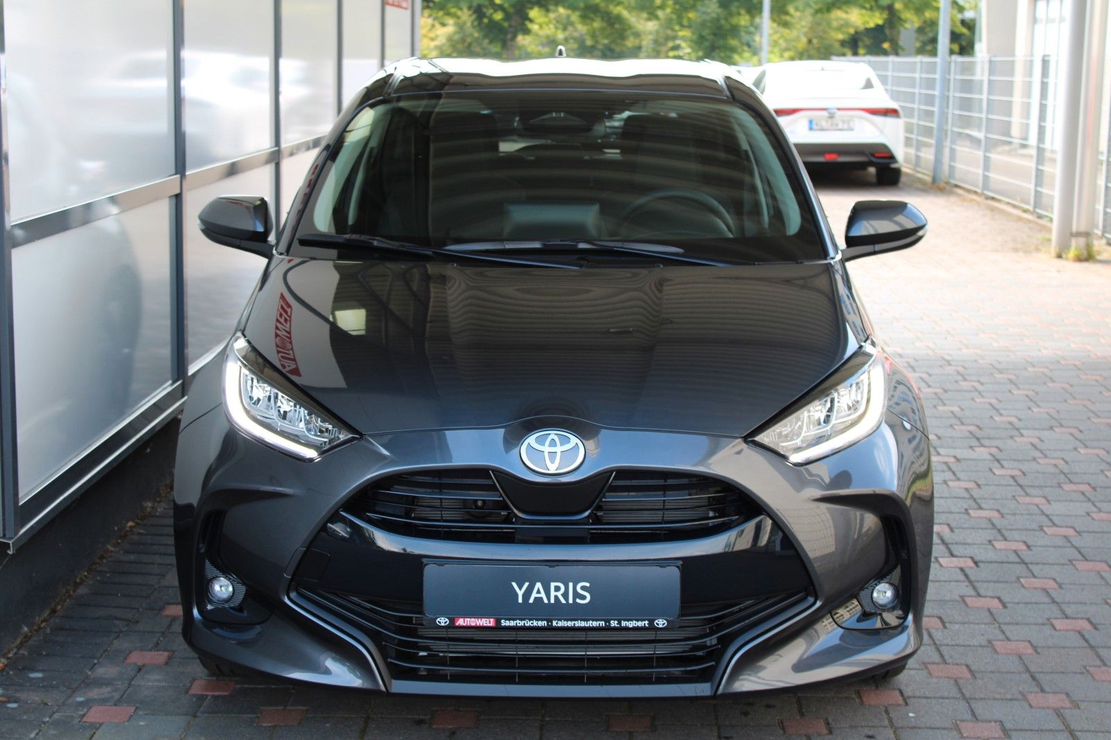 Fahrzeugabbildung Toyota Yaris 1.5 Hybrid Teamplayer + Comfort-Paket