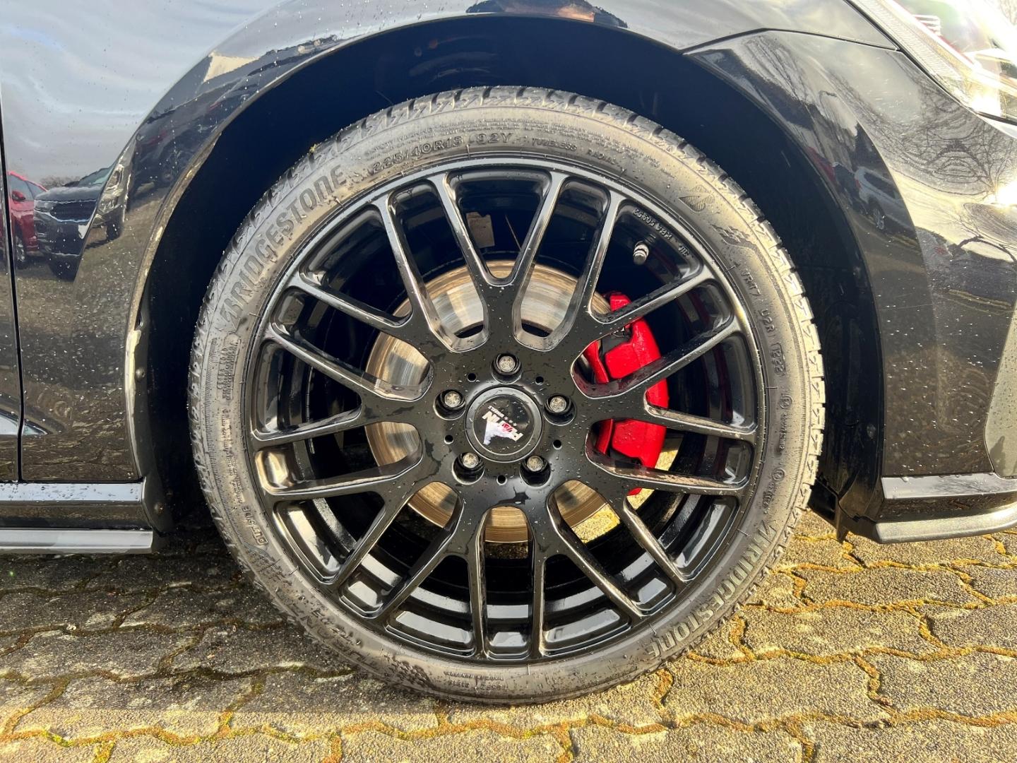 Volkswagen Golf GTI 2.0 TSI DSG LED Navi Leder Sitzheizung