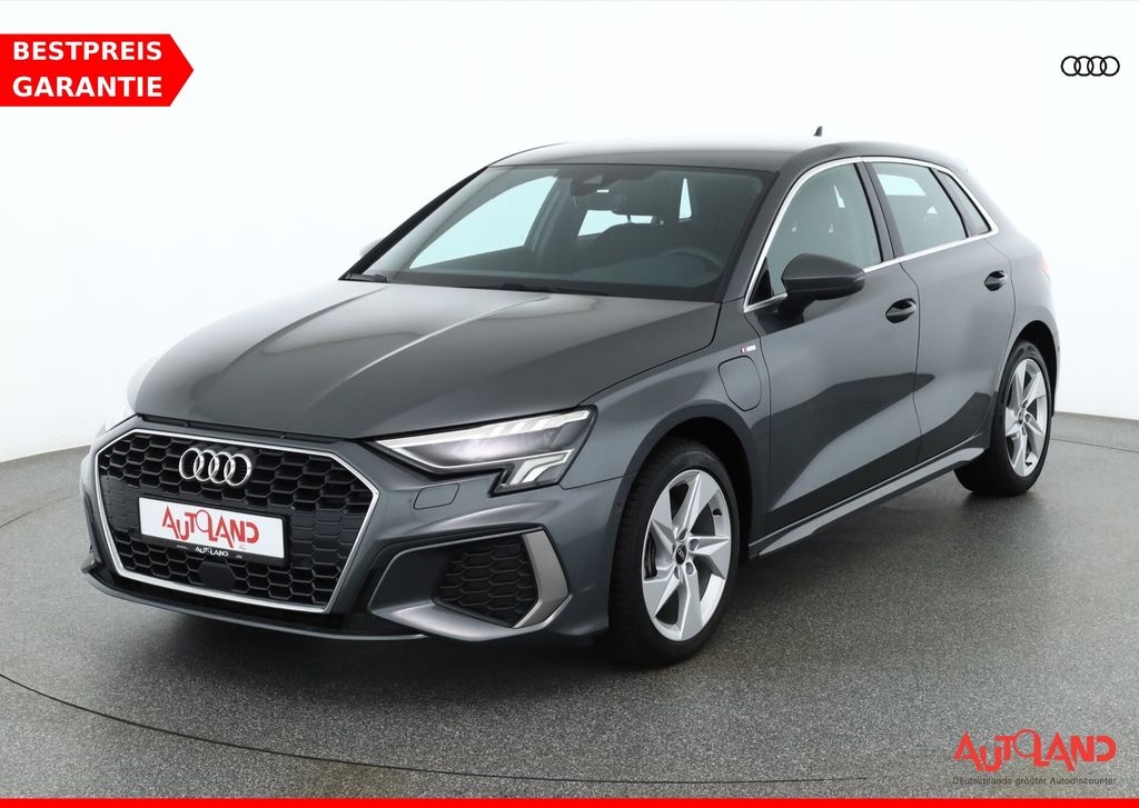 Audi A3 — hlavná fotografia