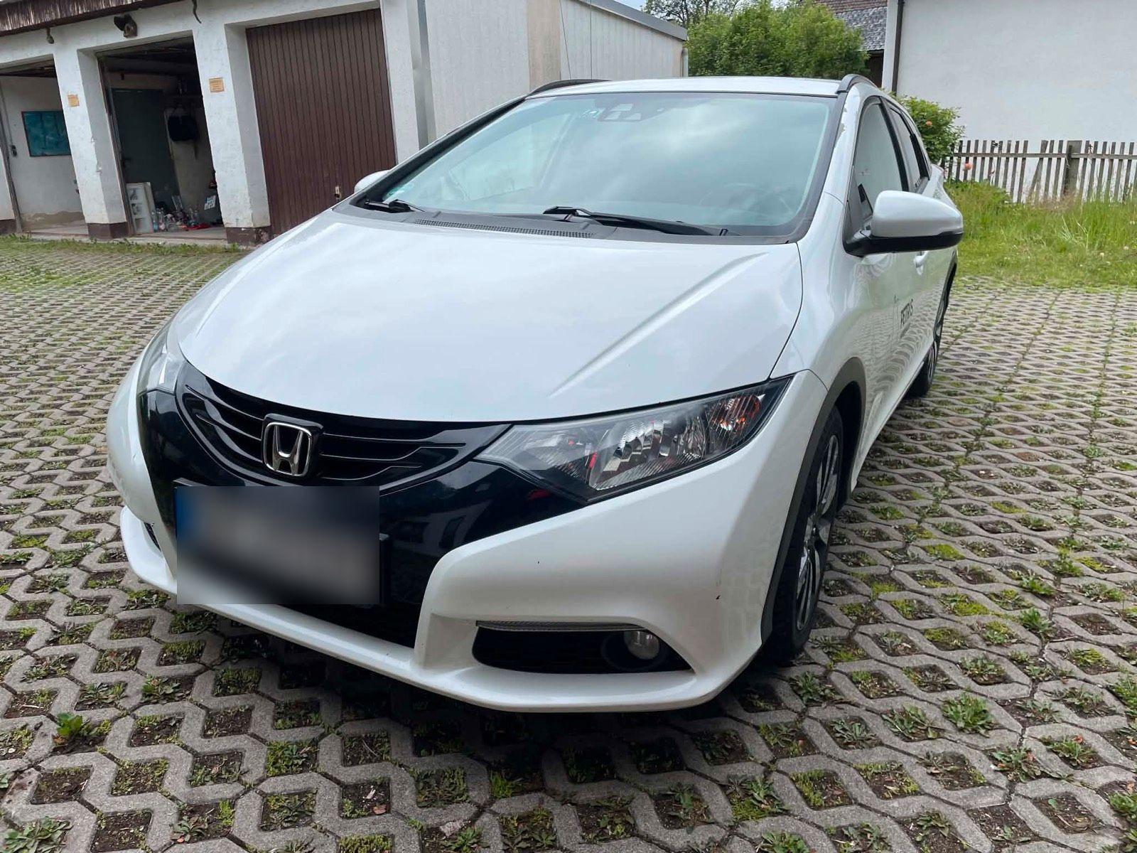 Opel Astra 2015 — photo 6
