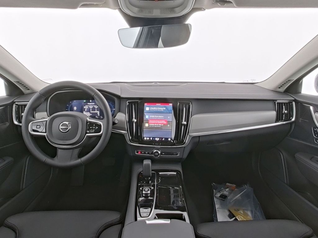 Volvo V90 Kombi Plus Dark Recharge Plug-In Hybrid AWD  foto 5