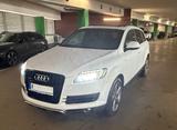 Audi Q7 4.2 TDI quattro tiptronic - - Behindertengerechte Audi Q7
