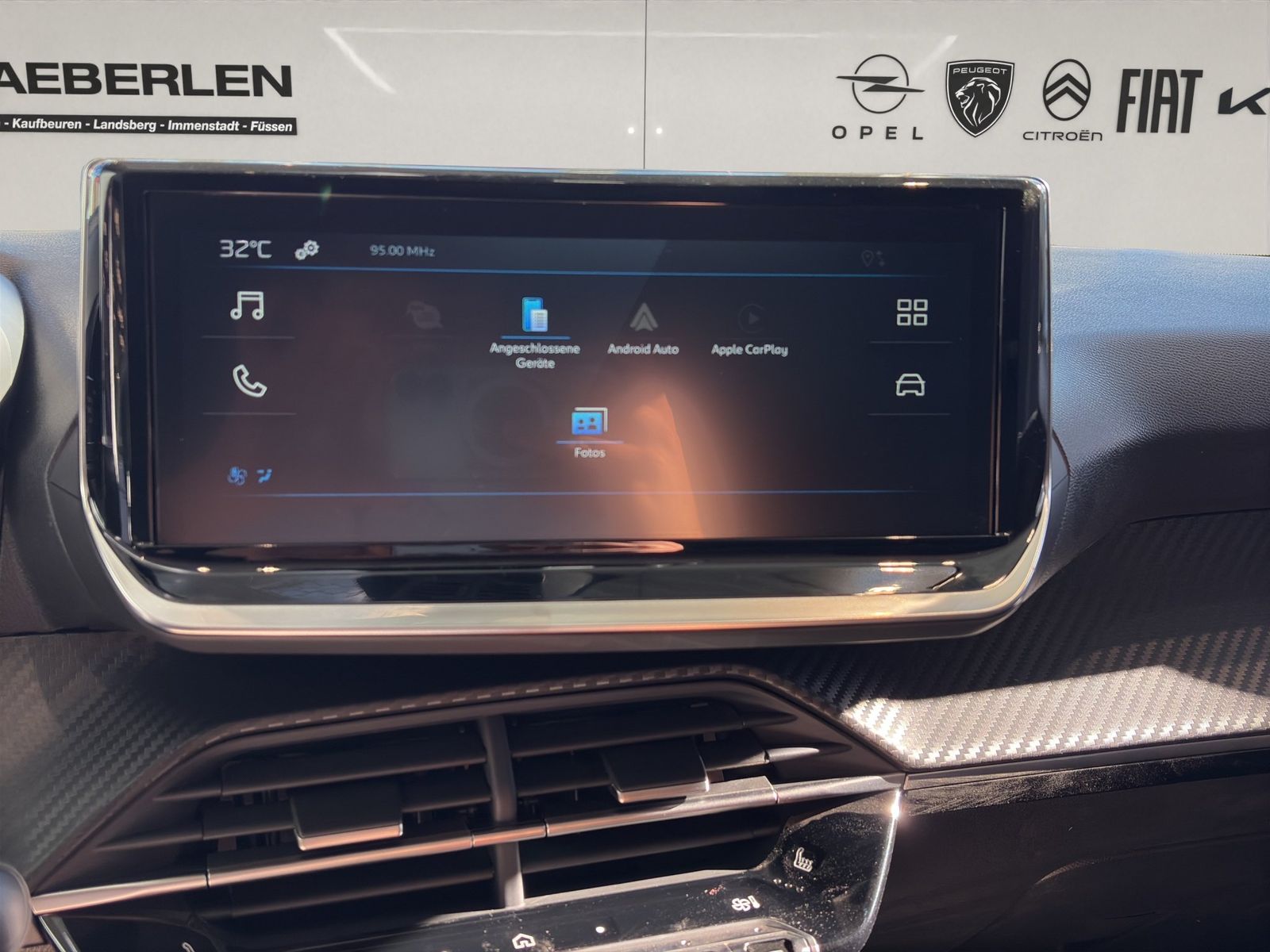 Peugeot 208 - Bild 15