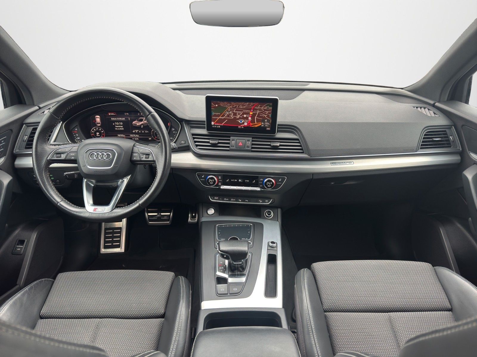 Fahrzeugabbildung Audi Q5 2.0TFSI QUAT S LINE PANO MEMORY AHK 360° LED