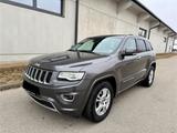 Jeep Grand Cherokee Overland 3.0 V6 M.-Jet 184kW ... - Jeep Grand Cherokee mit Diesel-Antrieb: Standheizung