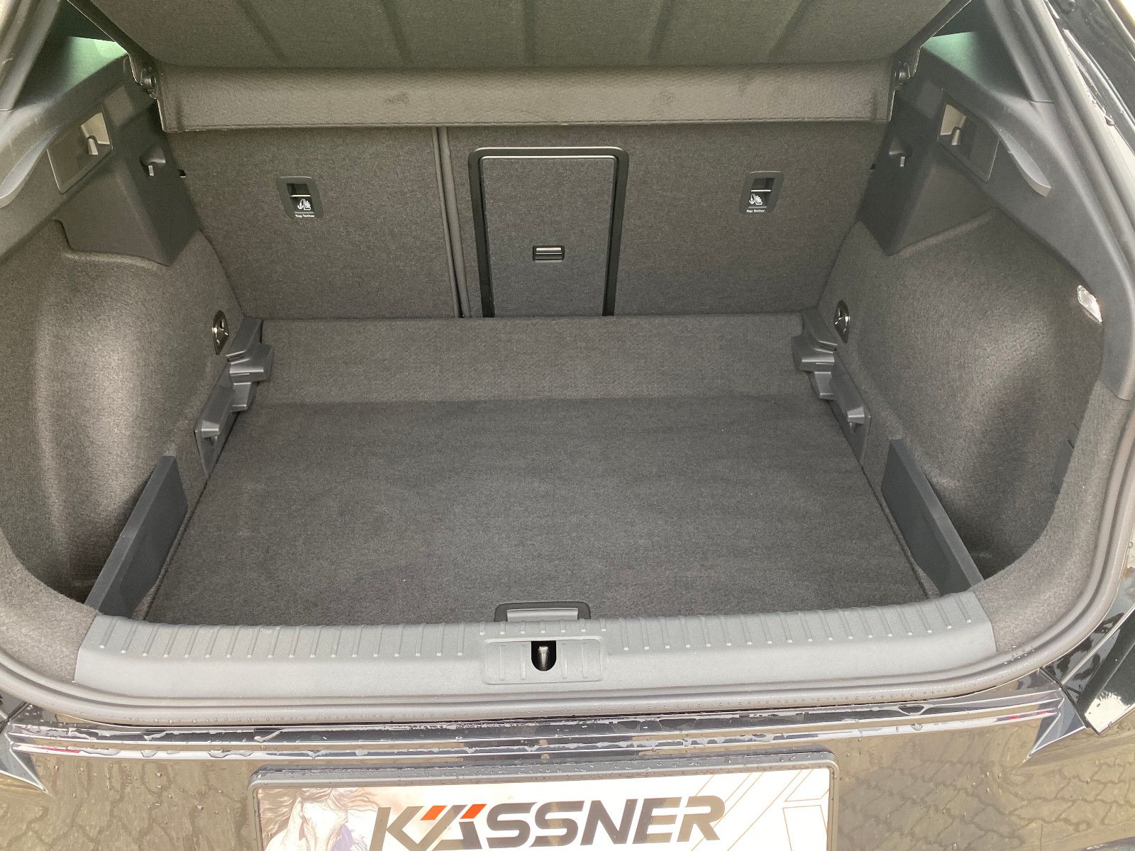 Fahrzeugabbildung CUPRA Formentor 1.5 eTSI DSG *Winterpaket